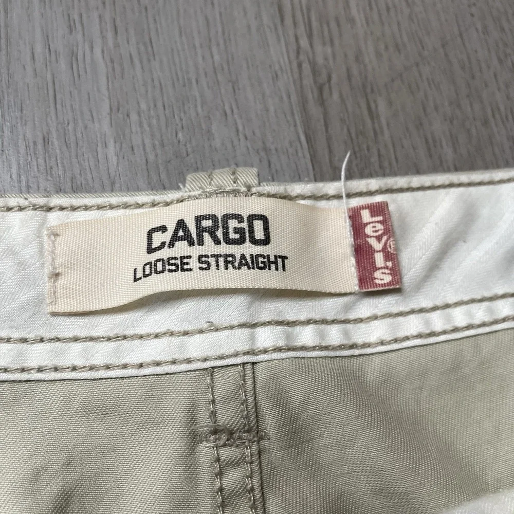 Levi's Loose Straight Cargo Pants Men's Size 34x33 Tan Khaki Cotton Pockets Hike
